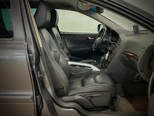 Volvo XC70, 2007, 2.4 dīzelis, automāts