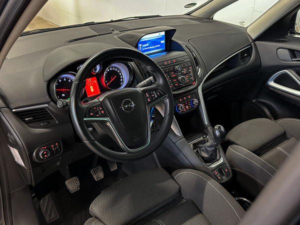 Opel Zafira, 2013, 1.4 benzīns, manuāla