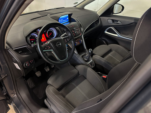 Opel Zafira, 2013, 1.4 benzīns, manuāla