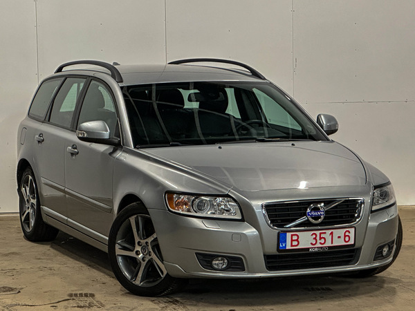 Volvo V50, 2011, 1.6 dīzelis, manuāla