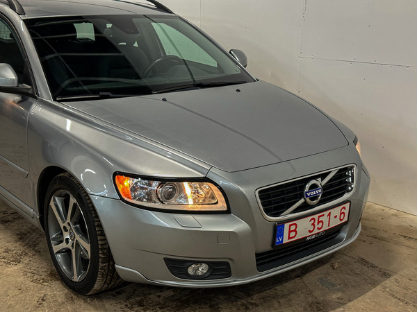 Volvo V50, 2011, 1.6 dīzelis, manuāla