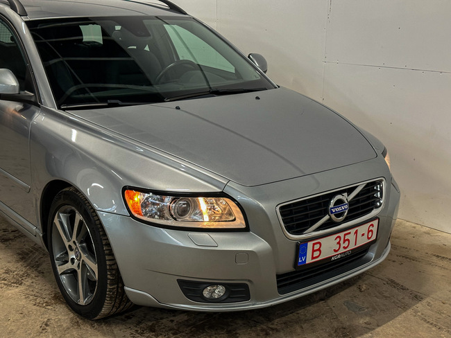 Volvo V50, 2011, 1.6 dīzelis, manuāla