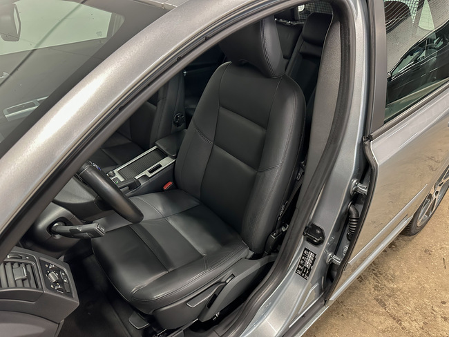 Volvo V50, 2011, 1.6 dīzelis, manuāla