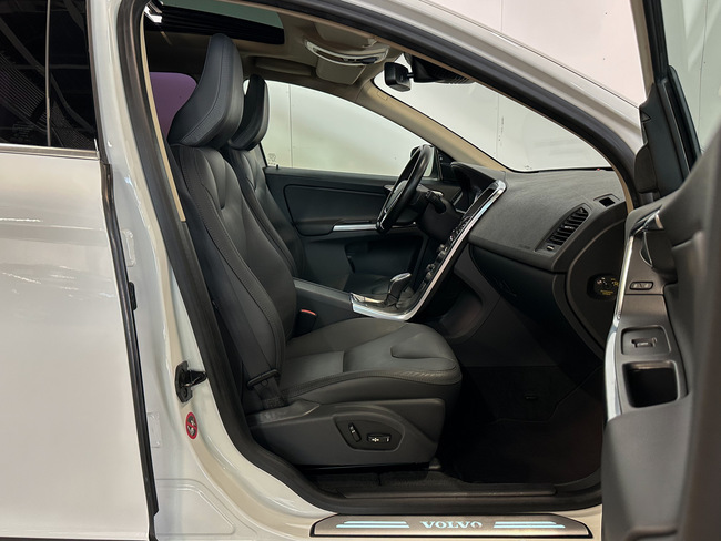 Volvo XC 60, 2012, 2.4 dīzelis, automāts