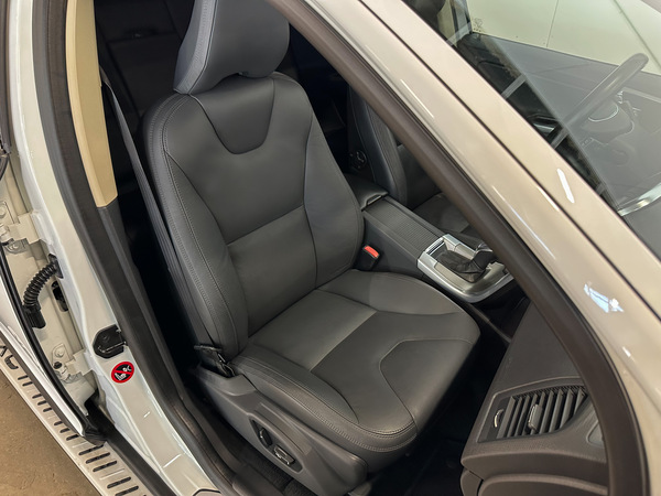 Volvo XC 60, 2012, 2.4 dīzelis, automāts