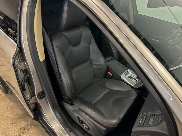 Volvo XC 60, 2011, 2.4 dīzelis, automāts