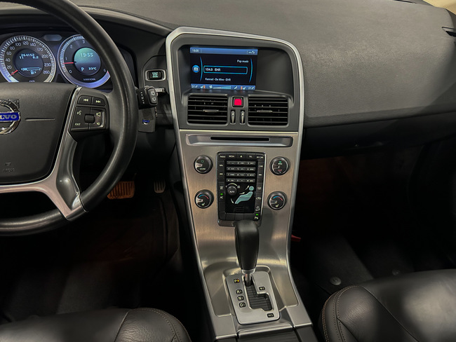 Volvo XC 60, 2011, 2.4 dīzelis, automāts