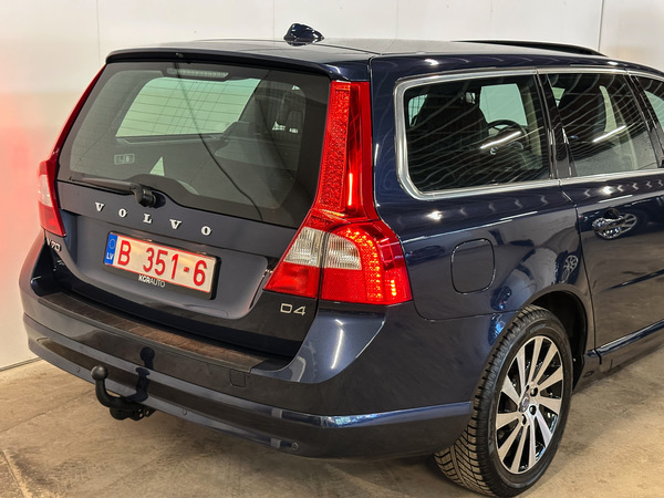 Volvo V70, 2012, 2.0 dīzelis, manuāla