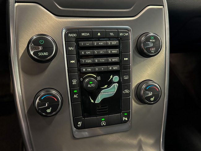 Volvo V70, 2012, 2.0 dīzelis, manuāla