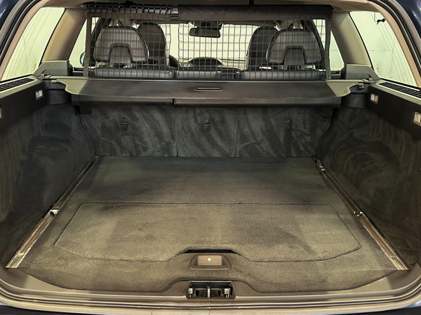 Volvo V70, 2012, 2.0 dīzelis, manuāla