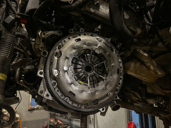 Volvo XC 70, 2013, 2.4 dīzelis, manuāla