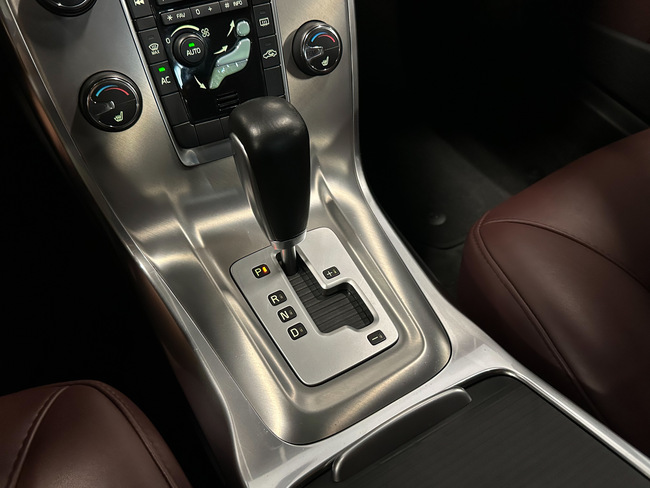 Volvo S80, 2012, 2.0 dīzelis, automāts