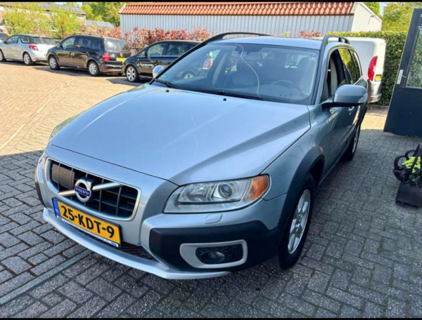 (Drīzumā) Volvo XC 70, 2008, 2.4 dīzelis, automāts