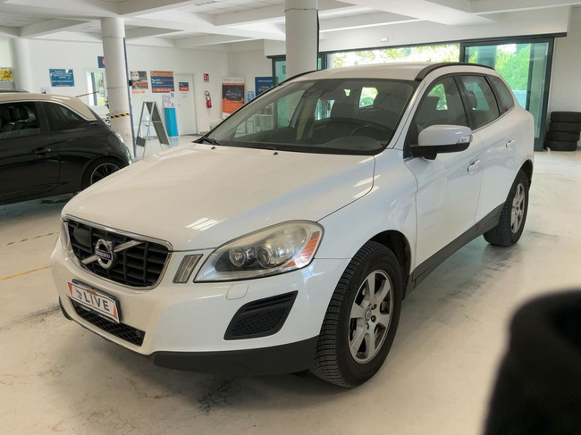 (Drīzumā) Volvo XC 60, 2011, 2.4 dīzelis, automāts