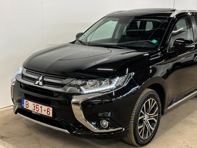 Mitsubishi Outlander, 2015, 2.0 hibrīds, automāts