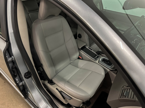 Volvo V50, 2008, 2.0 dīzelis, automāts