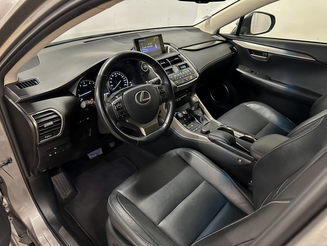 Lexus NX, 2015, 2.0 benzīns, automāts