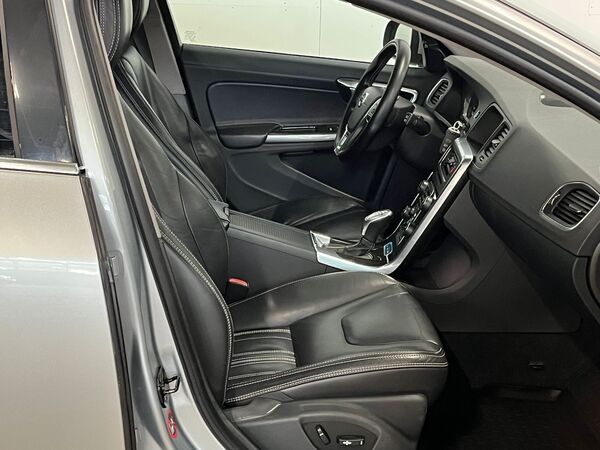 Volvo V60, 2013, 2.4 hibrīds, automāts