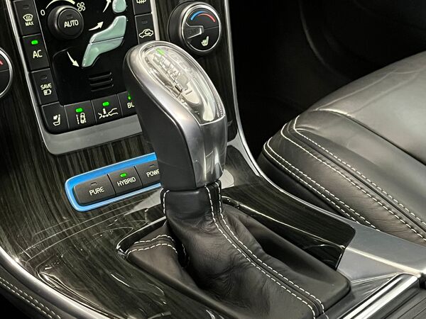 Volvo V60, 2013, 2.4 hibrīds, automāts