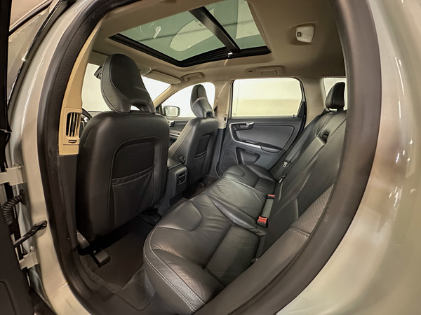 Volvo XC 60, 2011, 2.4 dīzelis, manuāla