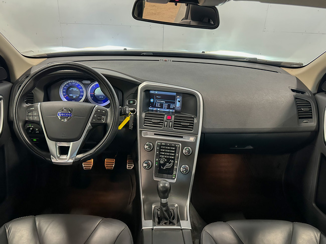 Volvo XC 60, 2011, 2.4 dīzelis, manuāla