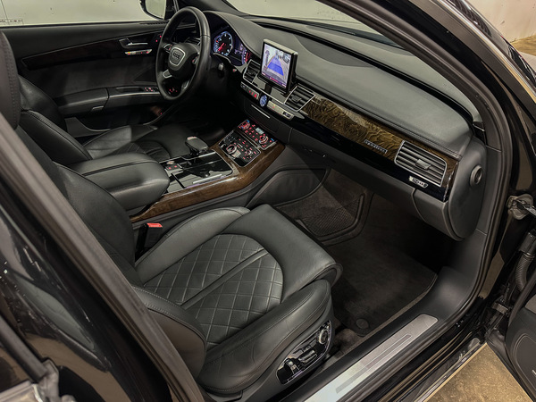 Audi A8, 2010, 4.2 dīzelis, automāts