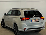 Mitsubishi Outlander, 2015, 2.0 hibrīds, automāts