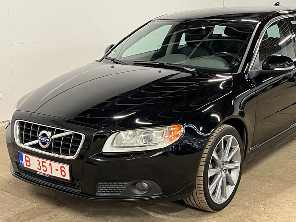 Volvo V70, 2012, 2.0 dīzelis, automāts