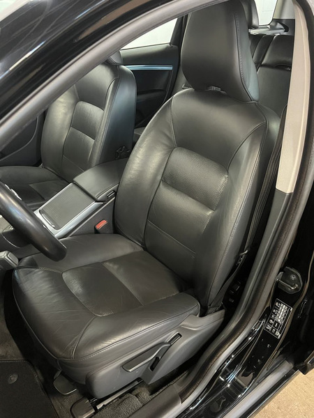 Volvo V70, 2012, 2.0 dīzelis, automāts