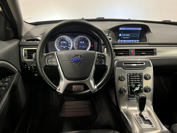 Volvo V70, 2012, 2.0 dīzelis, automāts