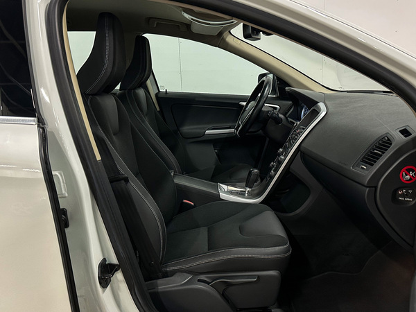 Volvo XC 60, 2011, 2.4 dīzelis, automāts