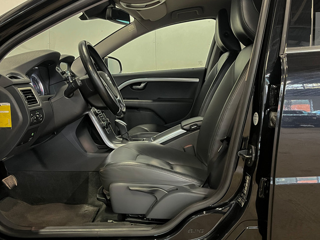 Volvo V70, 2013, 2.0 dīzelis, automāts