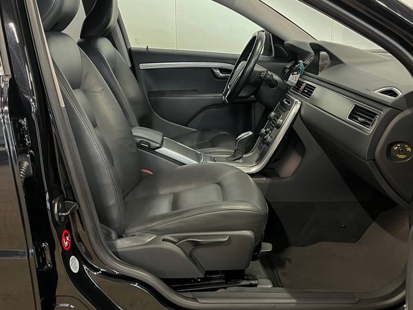 Volvo V70, 2013, 2.0 dīzelis, automāts