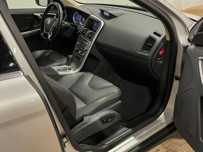 Volvo XC 60, 2010, 2.4 dīzelis, automāts