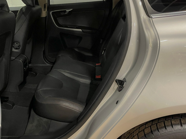 Volvo XC 60, 2010, 2.4 dīzelis, automāts