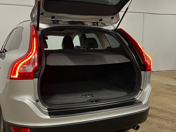 Volvo XC 60, 2010, 2.4 dīzelis, automāts