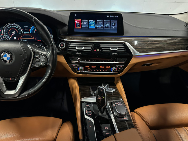 Bmw 530, 2017, 2.0 hibrīds, automāts