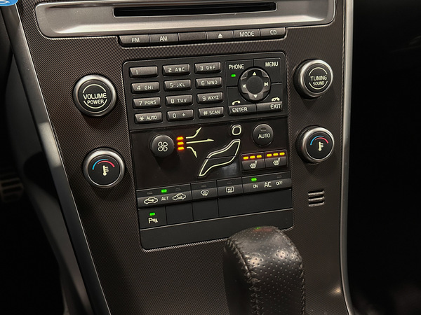 Volvo XC 60, 2010, 2.4 dīzelis, automāts