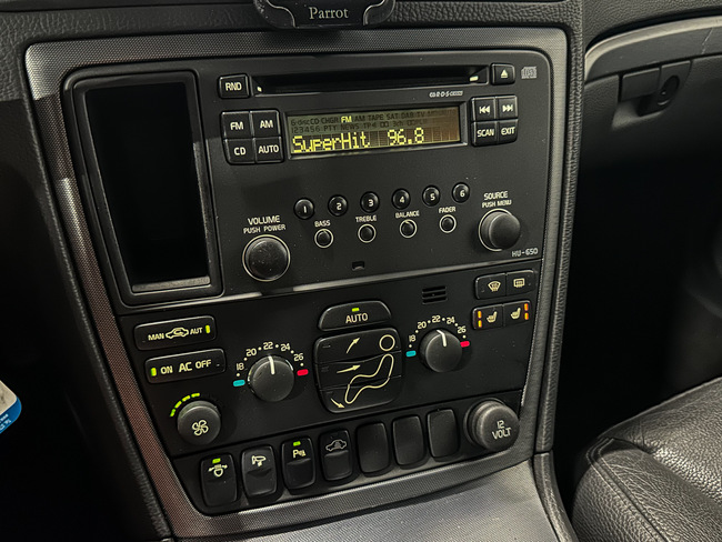 Volvo V70, 2007, 2.4 dīzelis, manuāla