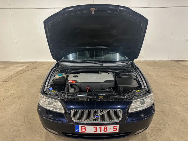 Volvo V70, 2007, 2.4 dīzelis, manuāla