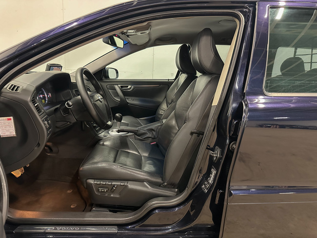 Volvo V70, 2007, 2.4 dīzelis, manuāla