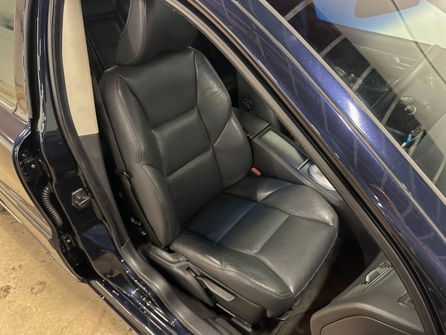 Volvo V70, 2007, 2.4 dīzelis, manuāla