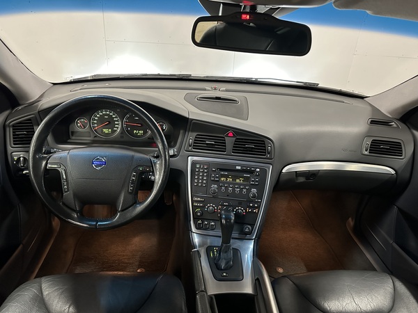 Volvo XC 70, 2004, 2.4 dīzelis, automāts