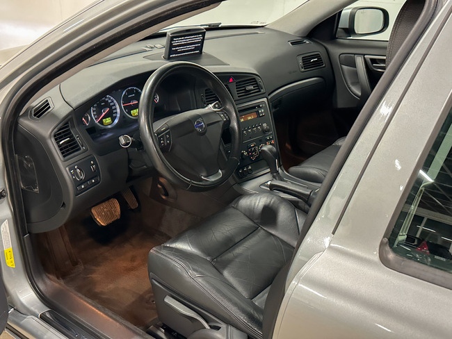 Volvo S60, 2008, 2.4 dīzelis, automāts