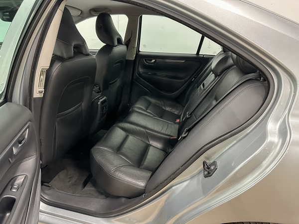 Volvo S60, 2008, 2.4 dīzelis, automāts