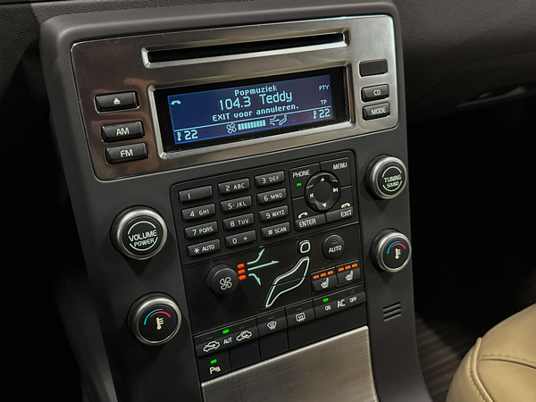 Volvo V70, 2010, 2.0 dīzelis, manuāla