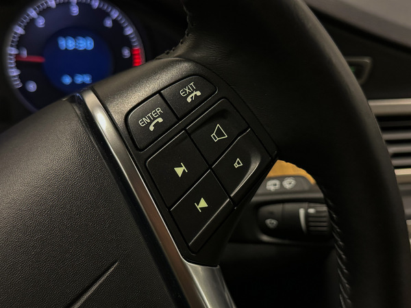 Volvo V70, 2010, 2.0 dīzelis, manuāla