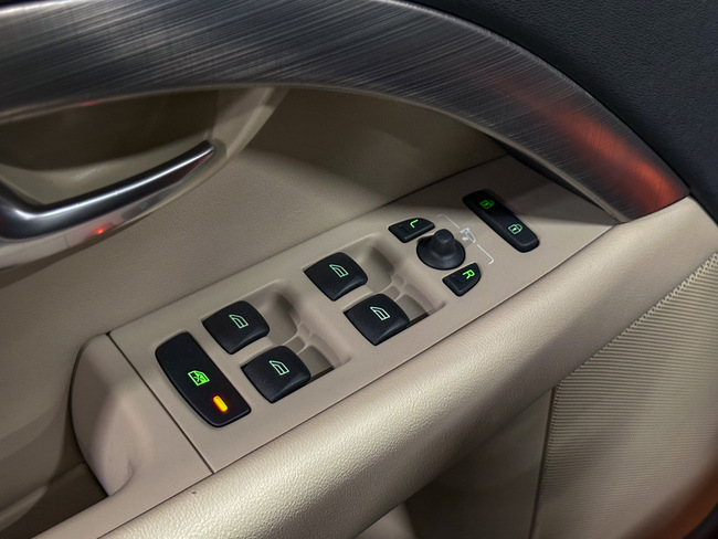 Volvo V70, 2010, 2.0 dīzelis, manuāla