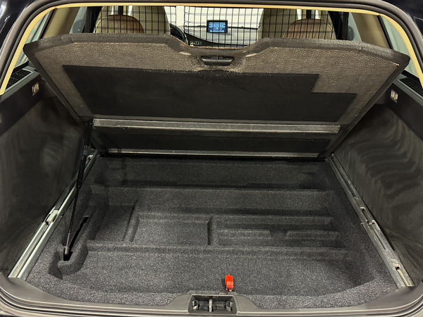 Volvo V70, 2010, 2.0 dīzelis, manuāla