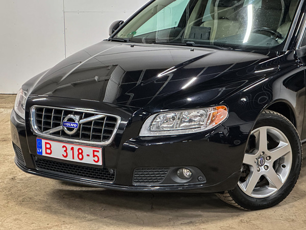Volvo V70, 2010, 2.0 dīzelis, manuāla